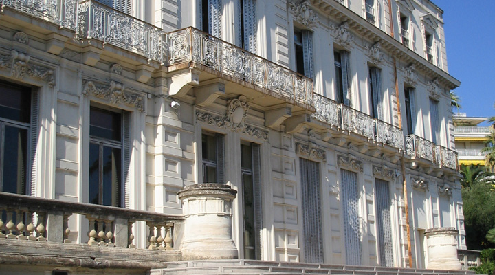 プログラム費用